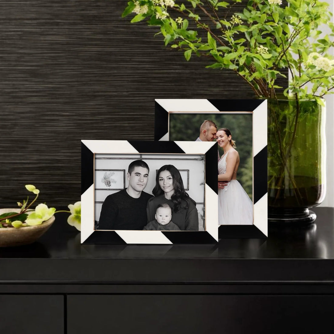 Picture Frame Artisan Bedazzle Collection Resin Inlay Black & White – 3 Sizes