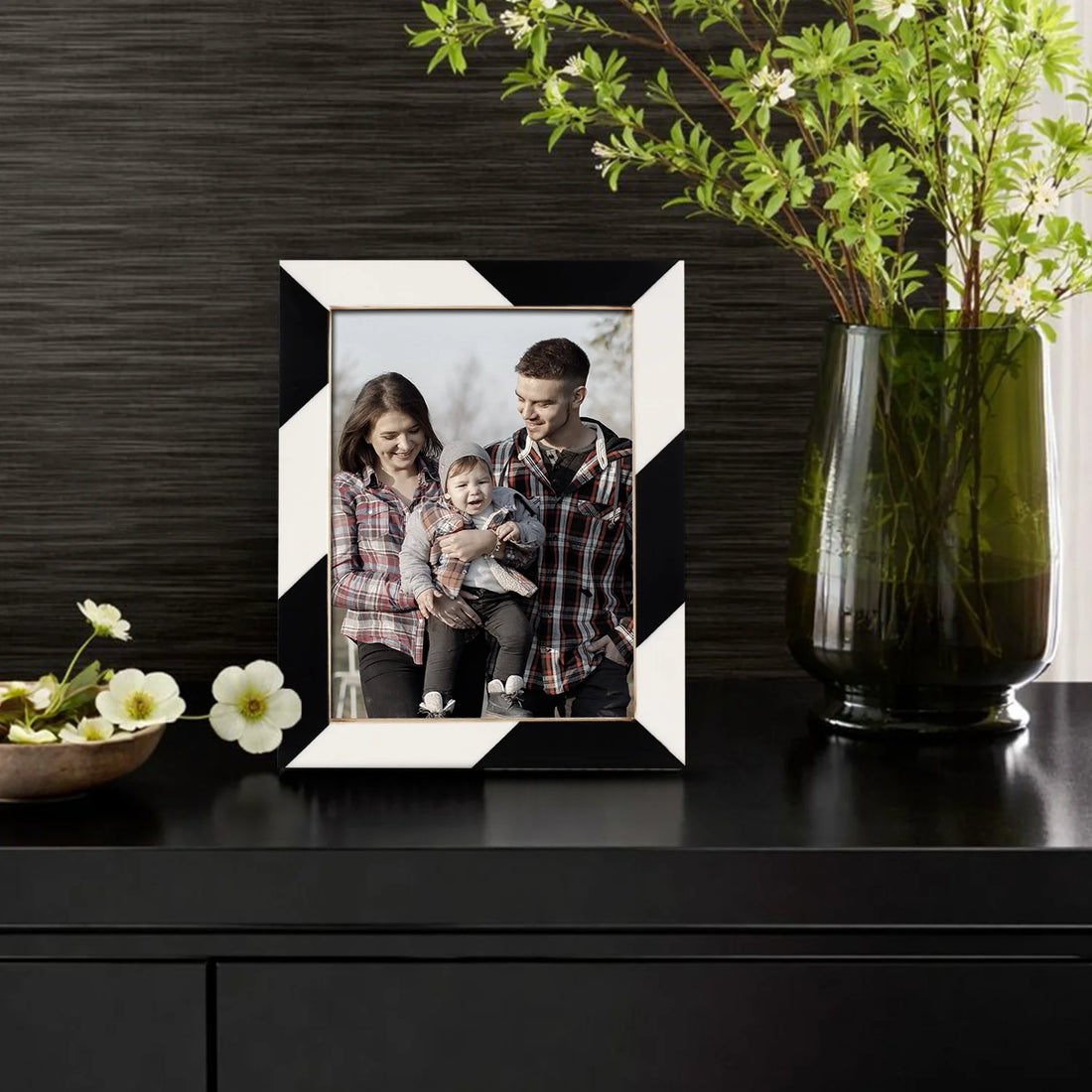 Picture Frame Artisan Bedazzle Collection Resin Inlay Black & White – 3 Sizes