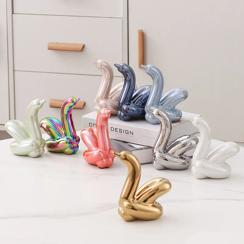 Nordic Ceramic Swan Sculpture Elegant Animal Figurine Home Decor