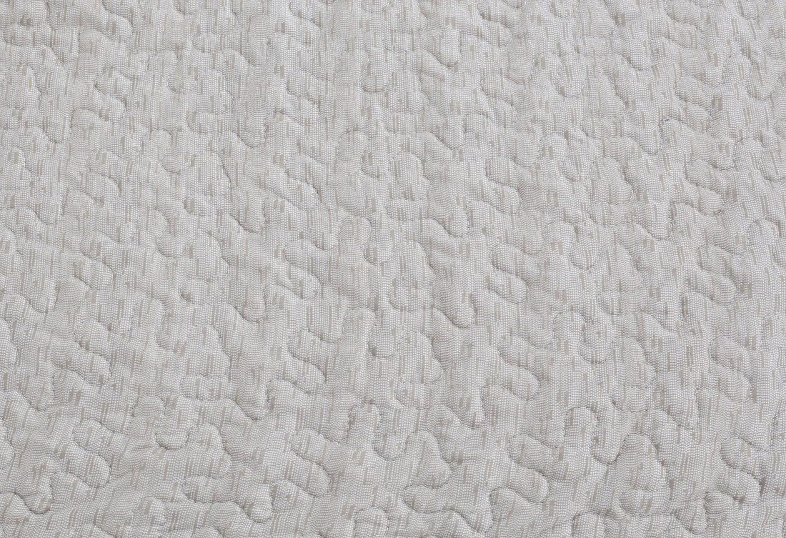 DaDa Bedding Rustic Grey Mosaic Distressed Medallion Reversible Quilted Bedspread Set (SD16299)